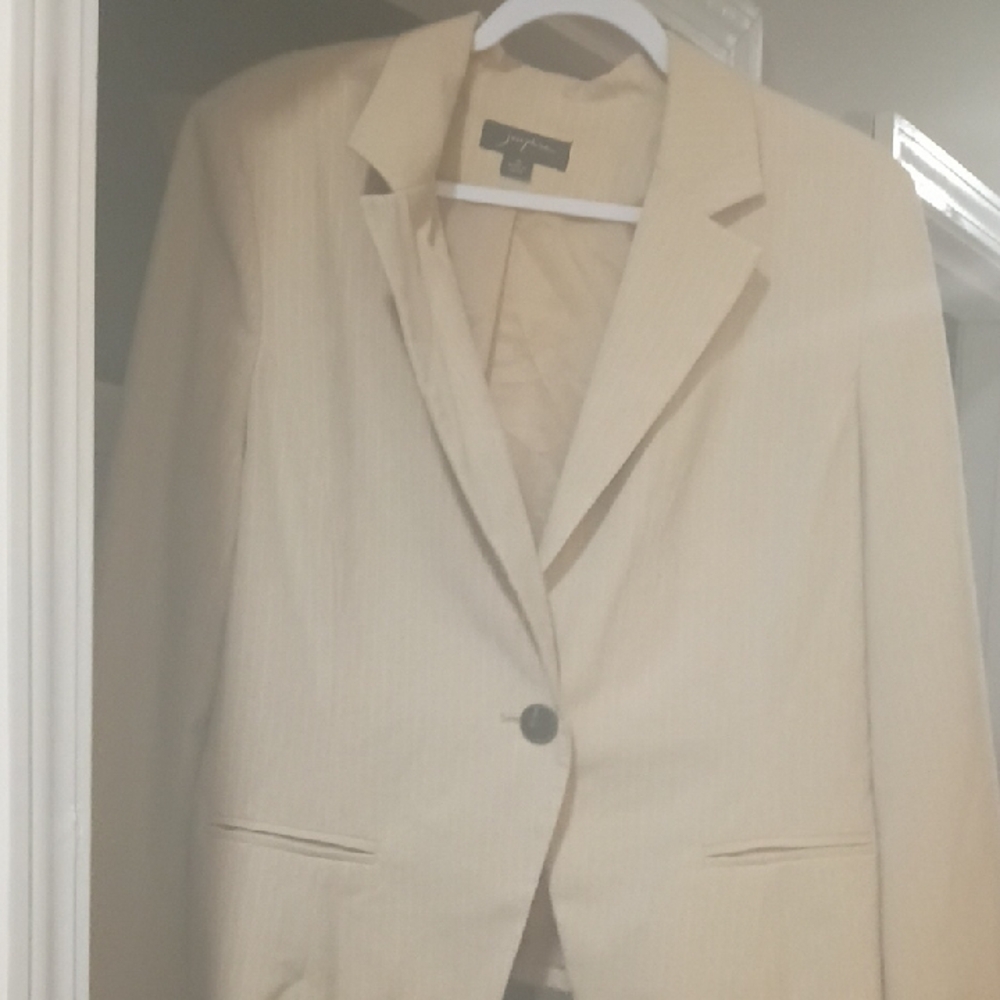 Women's Cream Blazer - Classic Single-Button Suit Jacket
